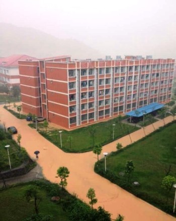 guangzhou conghua rainstorm rain flooding landslide flood