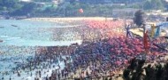 dameisha beach dragon boat festival holiday weekend guangdong people crowds