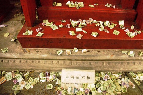 ming tombs pile of money filial ancestor worship