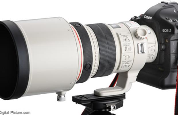Medium_canon-ef-200mm-f-2-l-is-usm-lens-camera-mounted